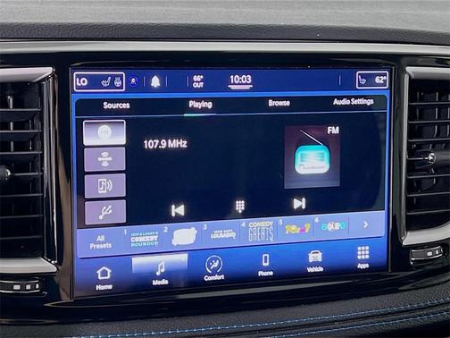 2021 Chrysler Pacifica Touring-L