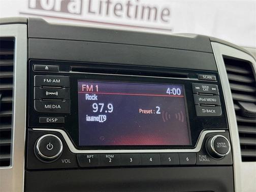 2017 Nissan Frontier SV