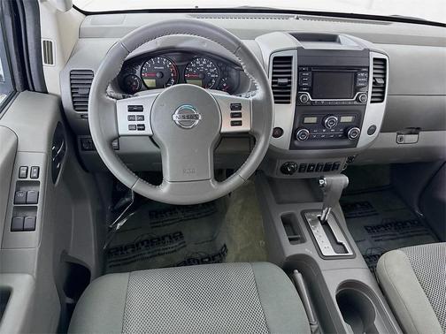 2017 Nissan Frontier SV