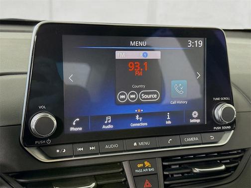 2022 Nissan Altima 2.5 SV