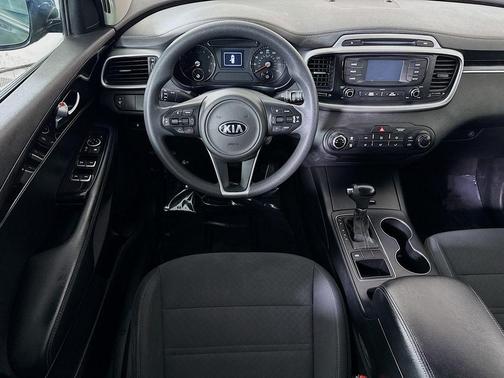 Ebony Black 2017 Kia Sorento LX
