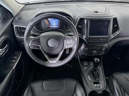 2022 Jeep Cherokee Latitude Lux