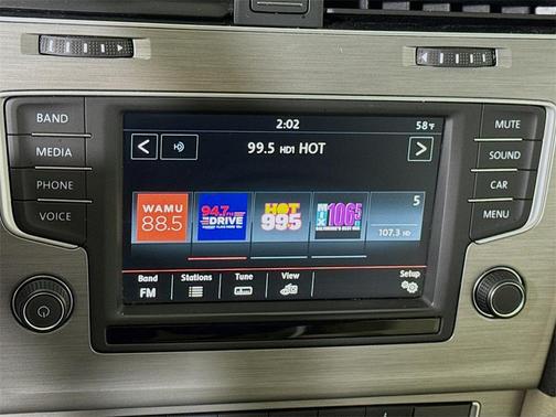 2016 Volkswagen Golf TSI SE 4-Door