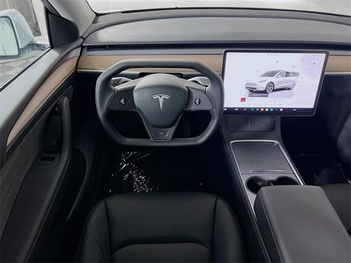 2024 Tesla Model Y Base