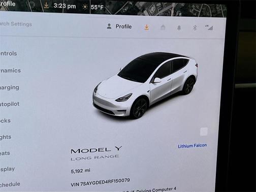 2024 Tesla Model Y Base