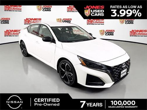 White 2024 Nissan Altima 2.5 SR