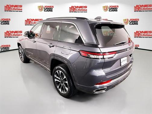 2022 Jeep Grand Cherokee Overland