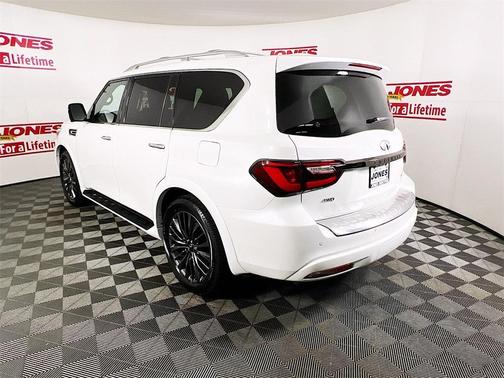 2024 INFINITI QX80 SENSORY