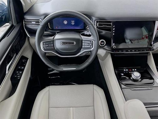 2024 Jeep Wagoneer L Base