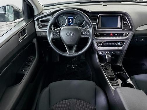2018 Hyundai SONATA SEL