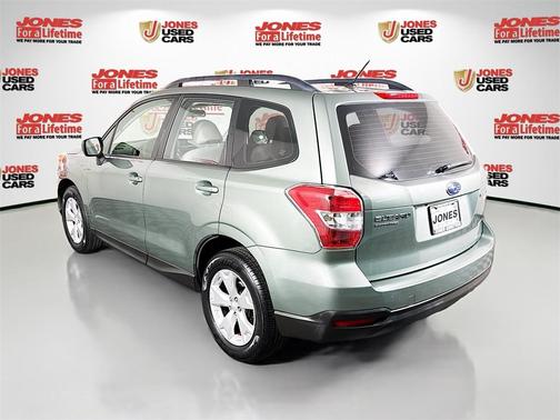 2015 Subaru Forester 2.5i