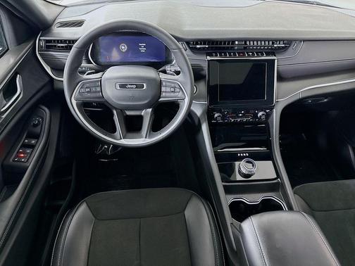 Silver Zynith 2024 Jeep Grand Cherokee L Laredo