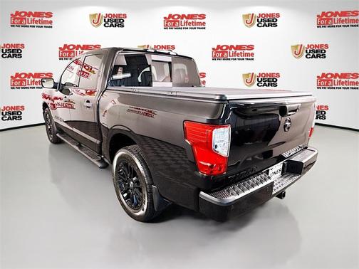 2018 Nissan Titan SV
