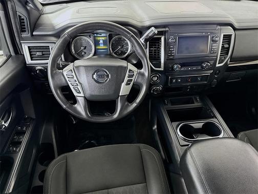 2018 Nissan Titan SV