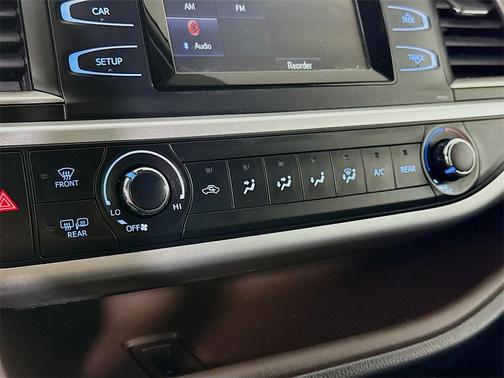 2018 Toyota Highlander LE