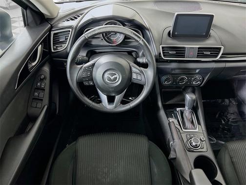 2016 Mazda Mazda3 i Touring