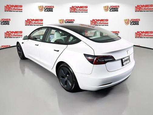 White 2021 Tesla Model 3 Standard Range Plus