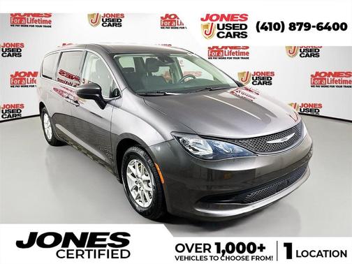 2023 Chrysler Voyager LX