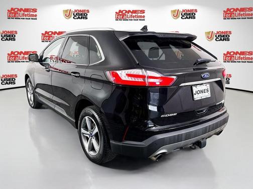 Black Metallic 2019 Ford Edge Titanium