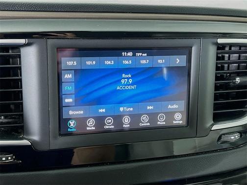 2018 Chrysler Pacifica Touring-L