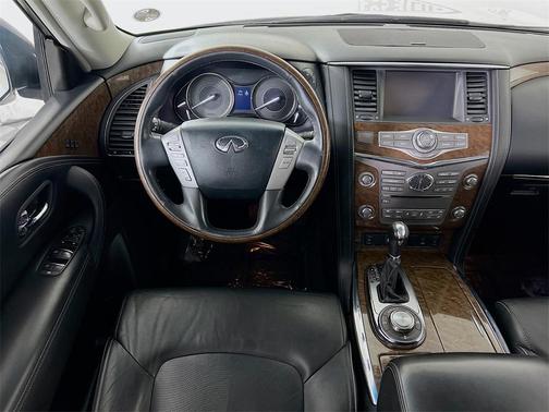2017 INFINITI QX80 Base