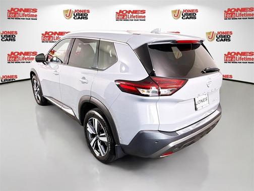 2022 Nissan Rogue SL