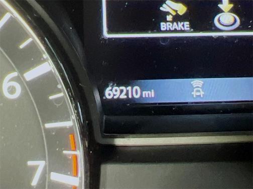 2020 Nissan Pathfinder S