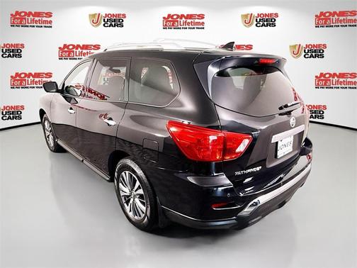 2019 Nissan Pathfinder S