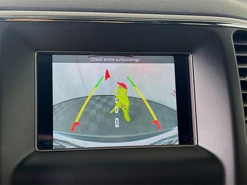 2019 Jeep Grand Cherokee Laredo