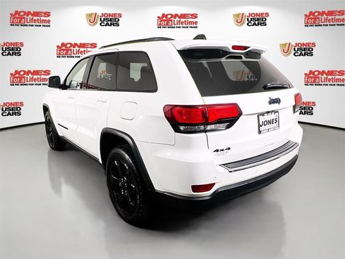 2019 Jeep Grand Cherokee Laredo