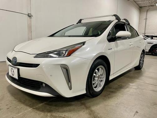 2019 Toyota Prius XLE
