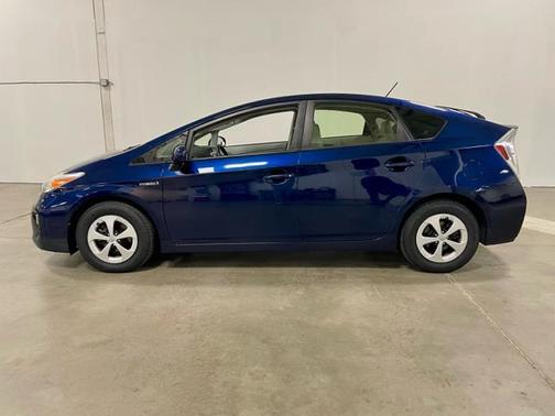 2013 Toyota Prius Three