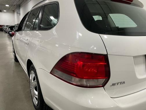 2011 Volkswagen Jetta SportWagen SE