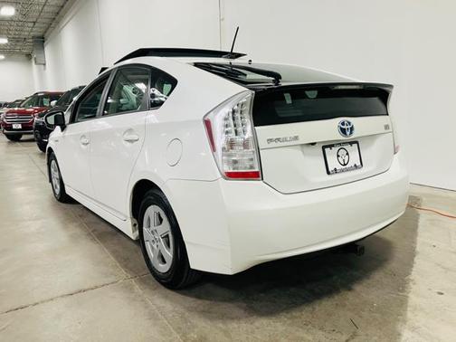 2010 Toyota Prius IV