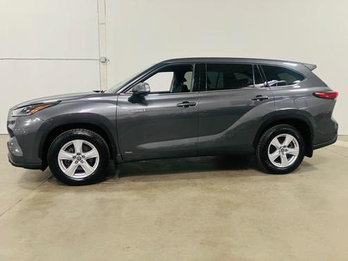 2021 Toyota Highlander Hybrid LE