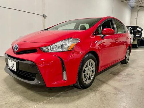 2015 Toyota Prius v Four
