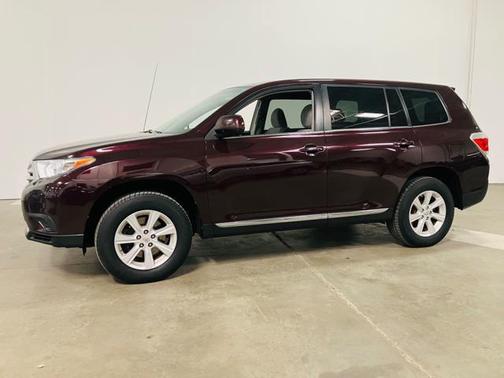 2012 Toyota Highlander SE