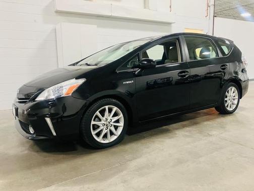 2012 Toyota Prius v Five