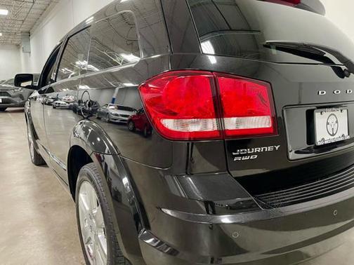 2011 Dodge Journey Lux