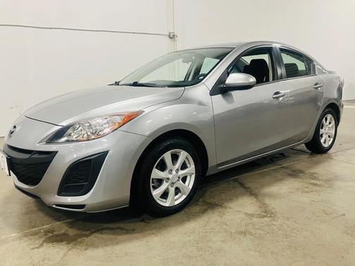 2011 Mazda Mazda3 i Touring