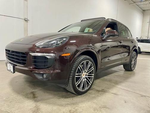 2018 Porsche Cayenne Platinum Edition