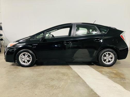 2011 Toyota Prius IV