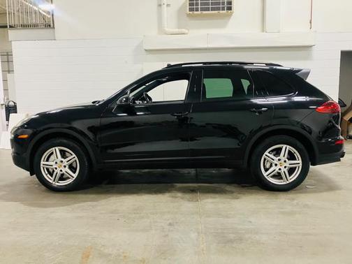 2018 Porsche Cayenne S