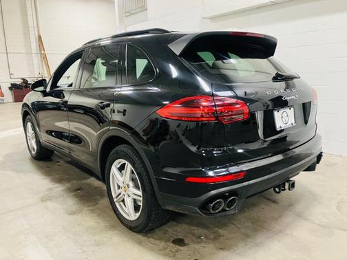 2018 Porsche Cayenne S