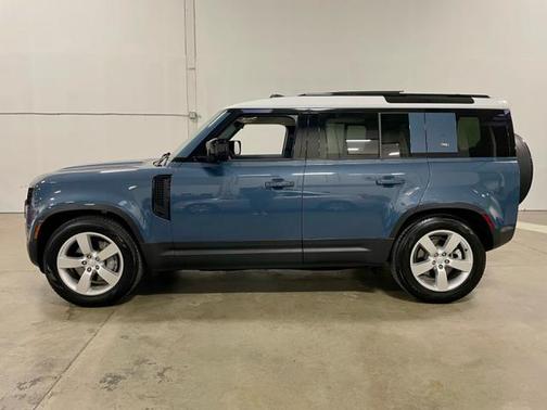 2024 Land Rover Defender 110 P400 S