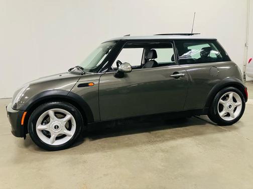 2006 MINI Cooper S Base