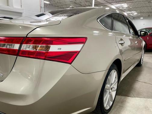 2013 Toyota Avalon Limited