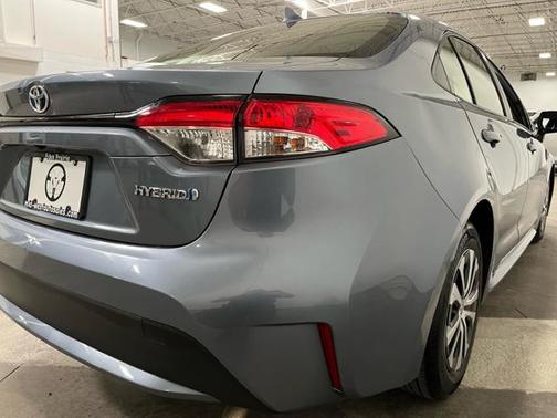 2020 Toyota Corolla Hybrid LE