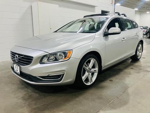 2017 Volvo V60 T5 Premier