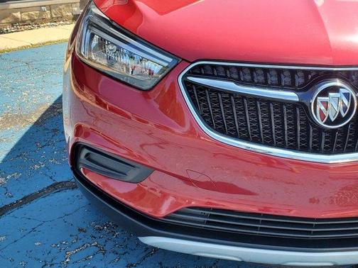 Photo 5 of 72 of 2017 Buick Encore Preferred
